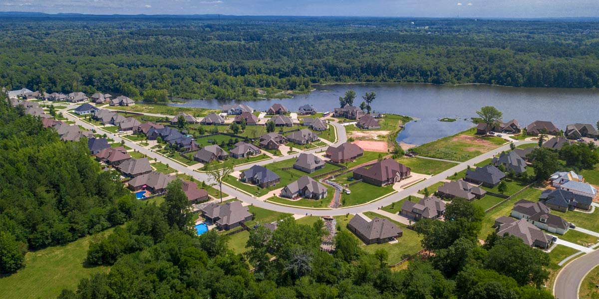 Westshores in Hurricane Lake Gated Waterfront Homes